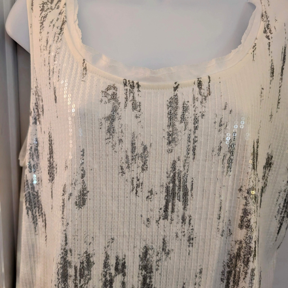 NWOT Chico's Sequin Embellished White and Silver Women's Top Size 2 - Picture 8 of 16